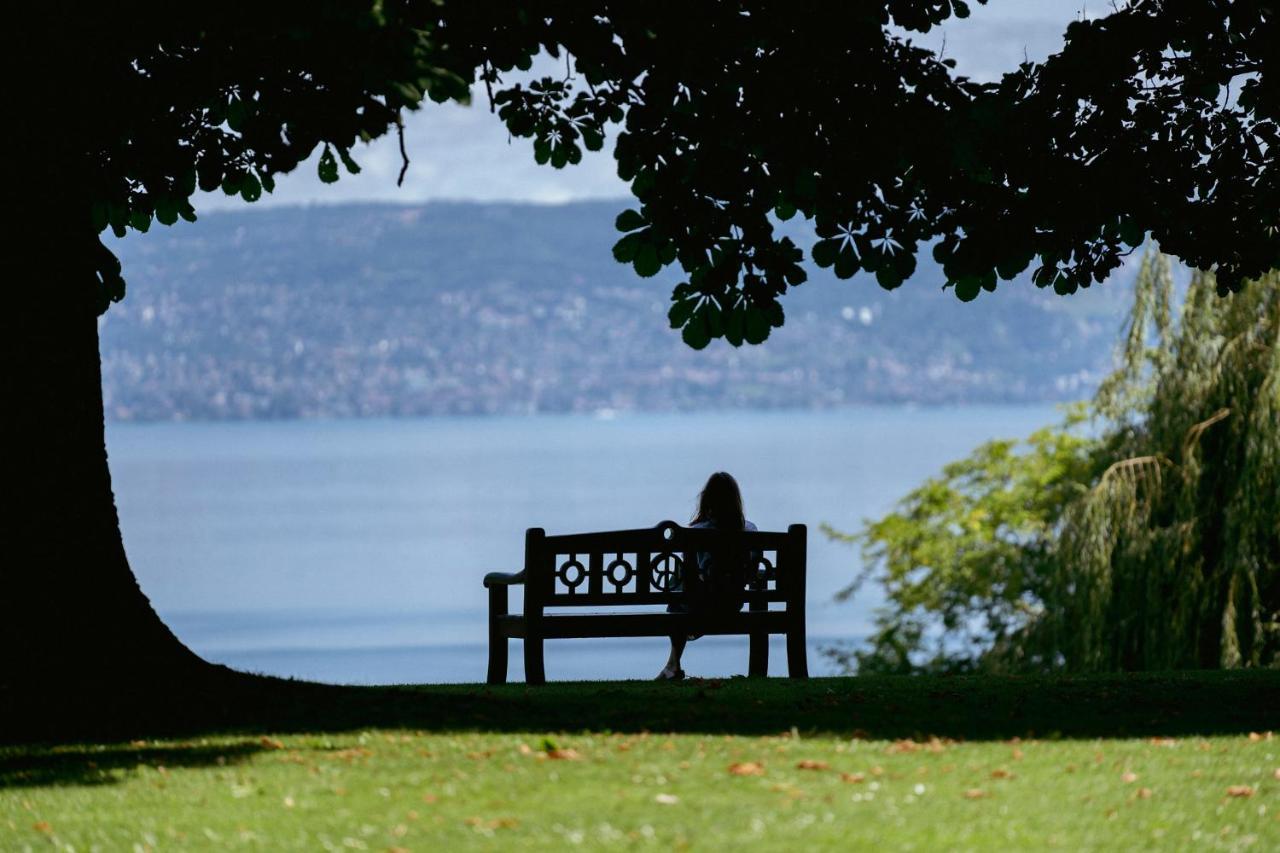Hotel Royal Evian-les-Bains Bagian luar foto
