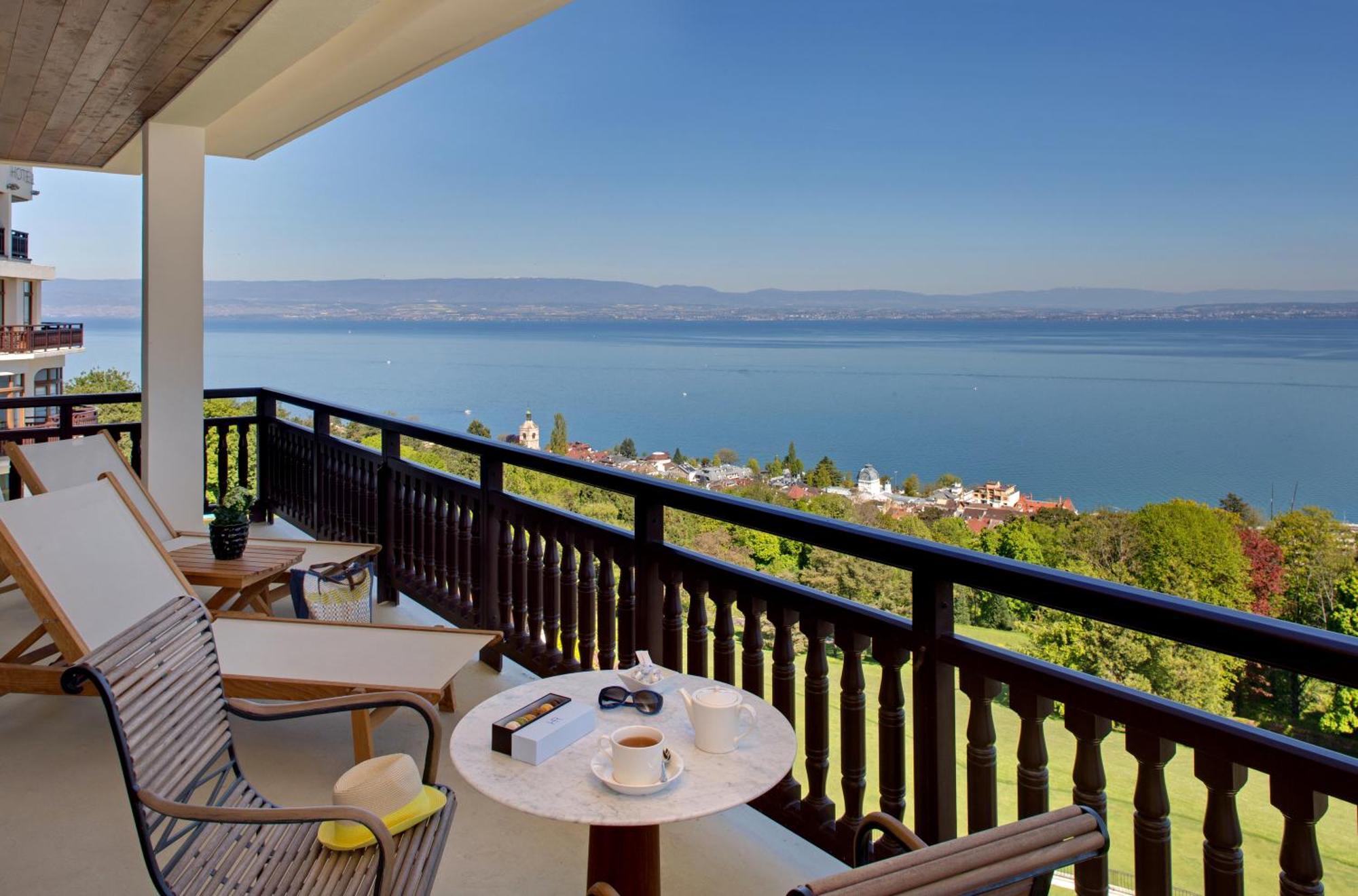 Hotel Royal Evian-les-Bains Bagian luar foto