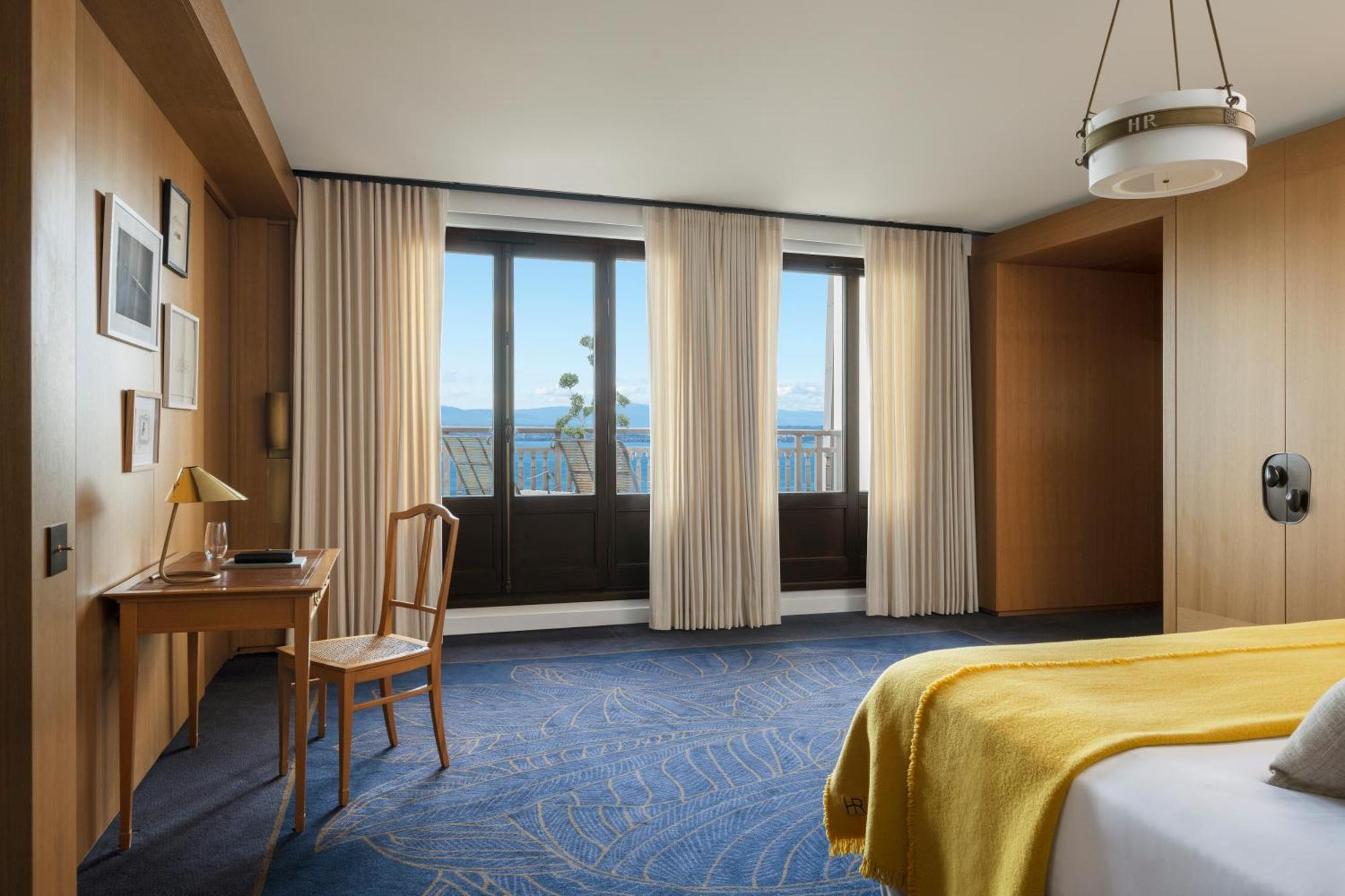 Hotel Royal Evian-les-Bains Bagian luar foto