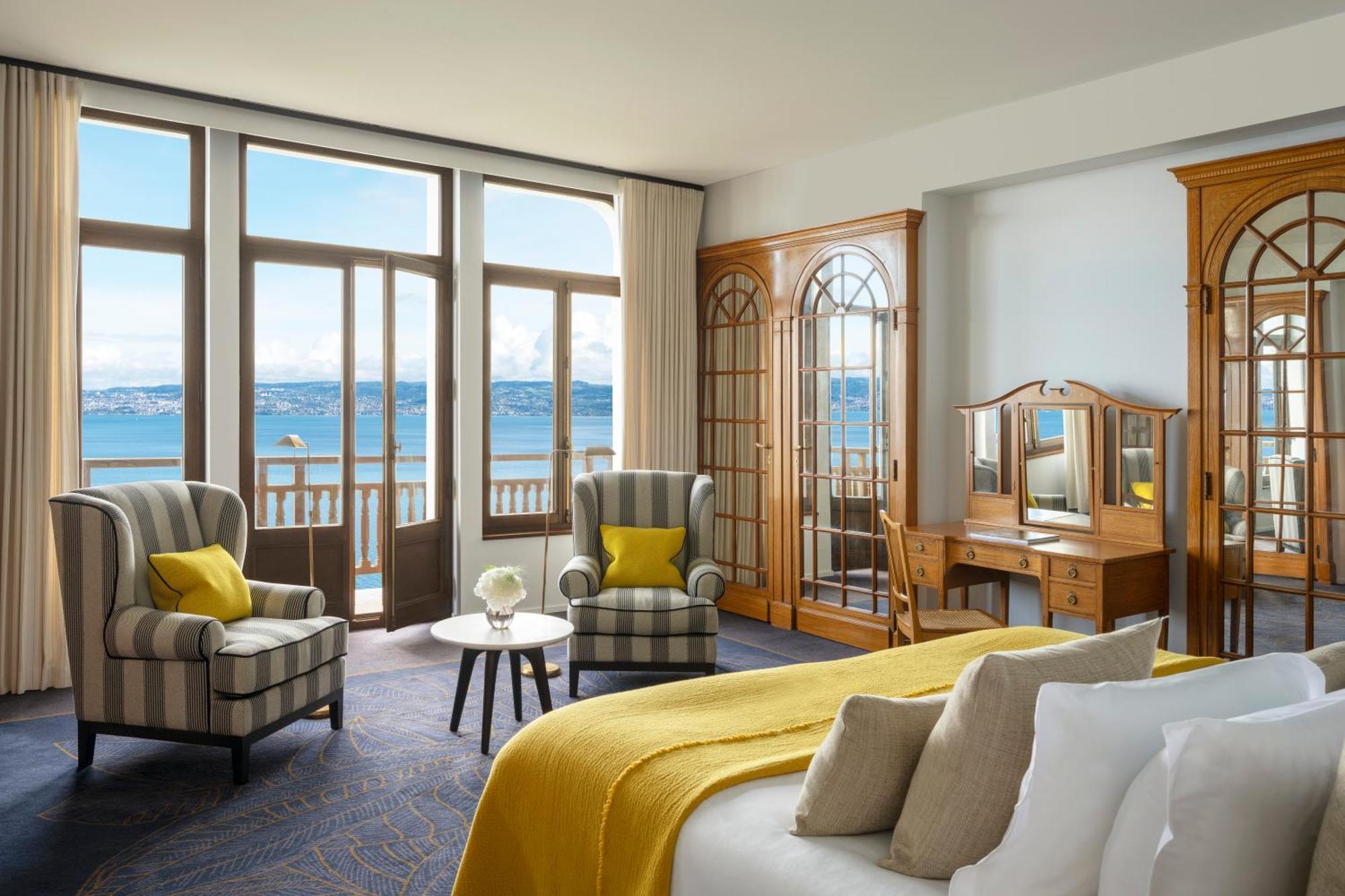 Hotel Royal Evian-les-Bains Bagian luar foto
