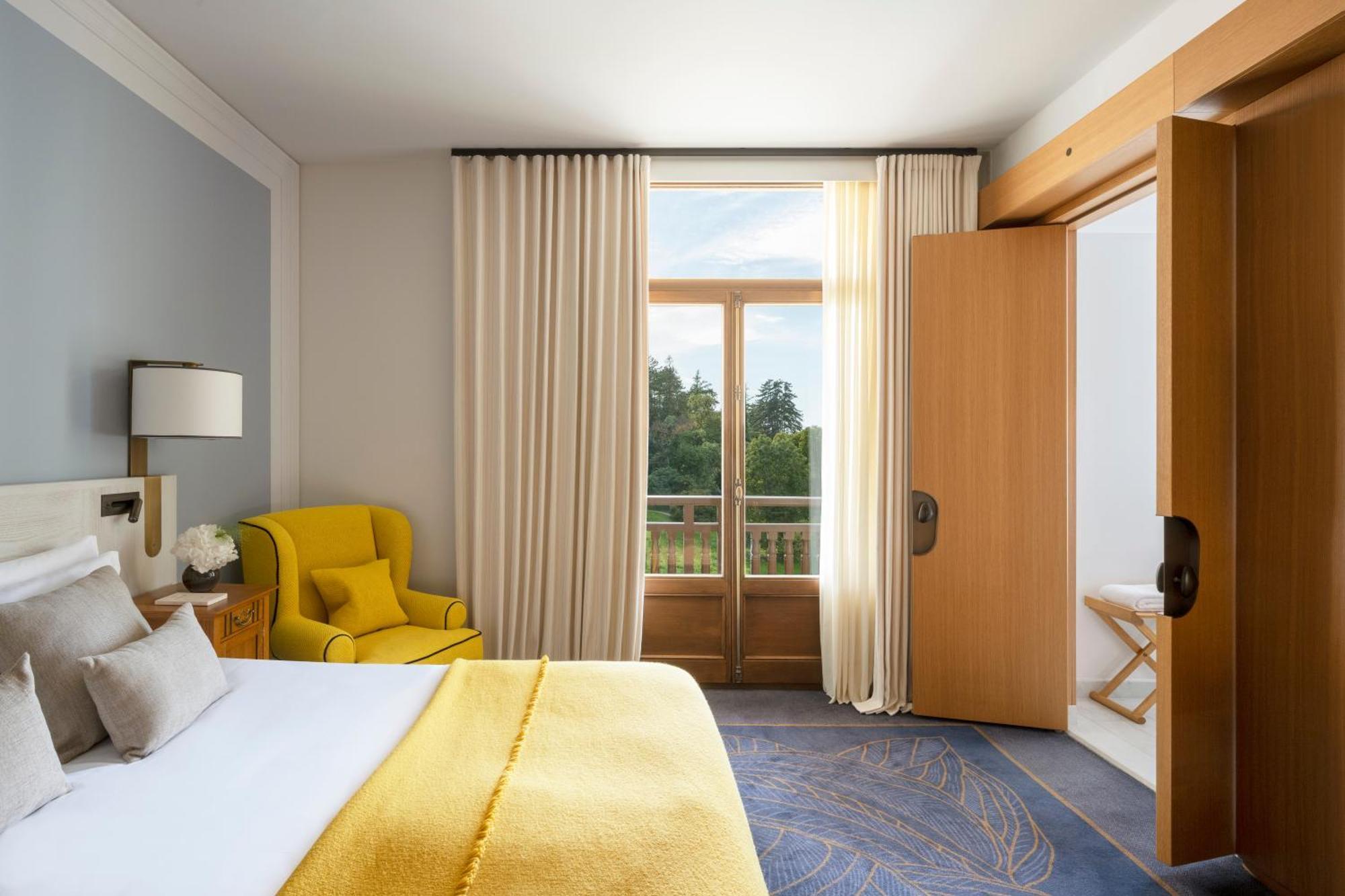 Hotel Royal Evian-les-Bains Bagian luar foto