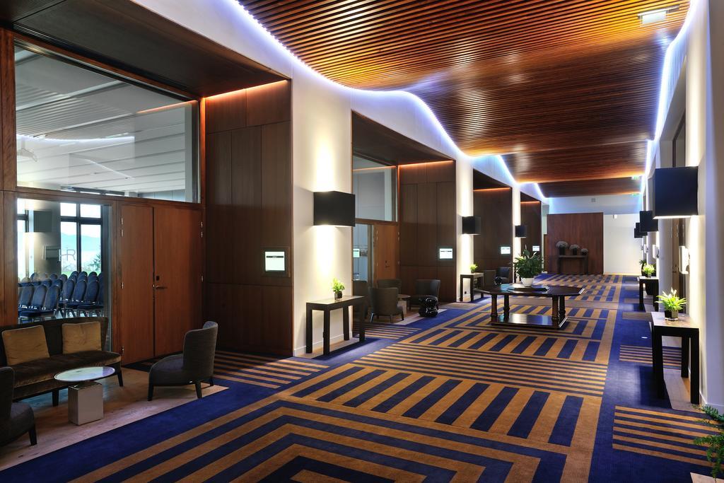 Hotel Royal Evian-les-Bains Bagian luar foto