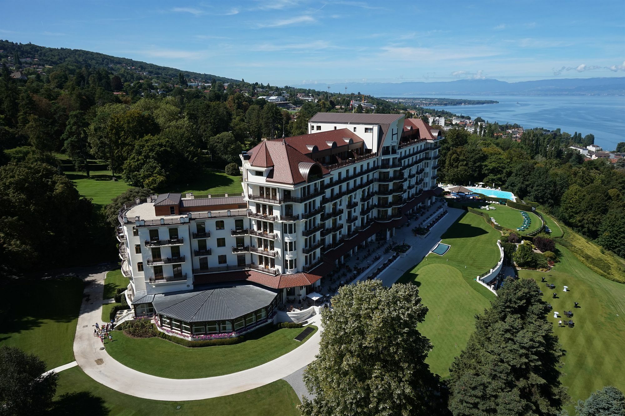 Hotel Royal Evian-les-Bains Bagian luar foto